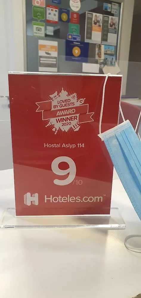 Hostal Aslyp 114 Barcelona Spain