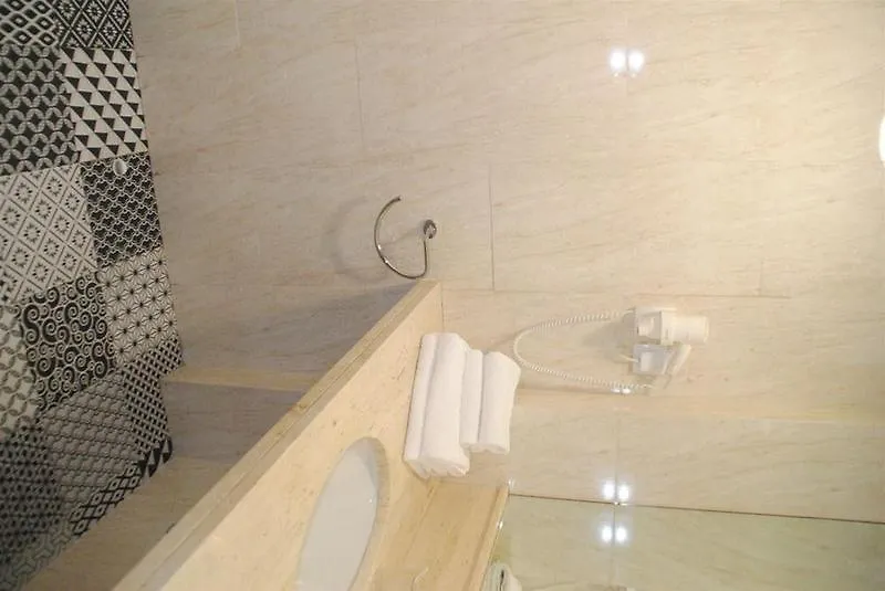 Hostal Aslyp 114 Barcelona