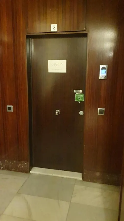 Hostal Aslyp 114 Barcellona 2*,