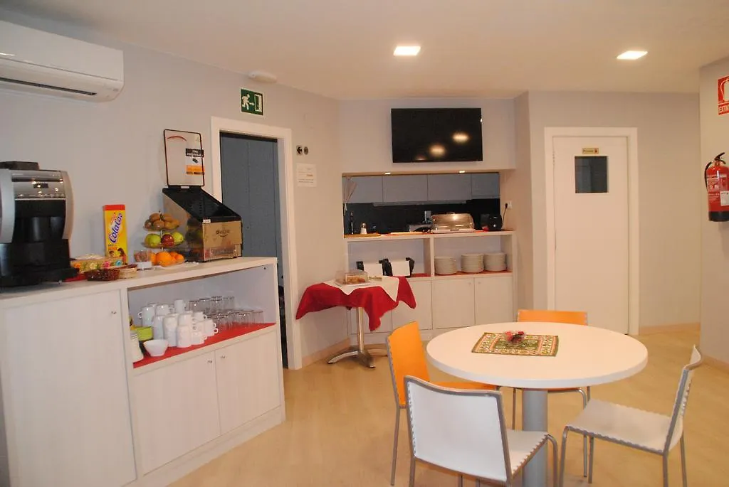 Hostal Aslyp 114 Barcellona Spagna