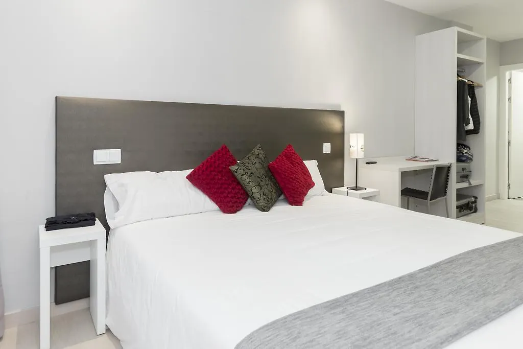 Hostal Aslyp 114 Barcellona 2*,