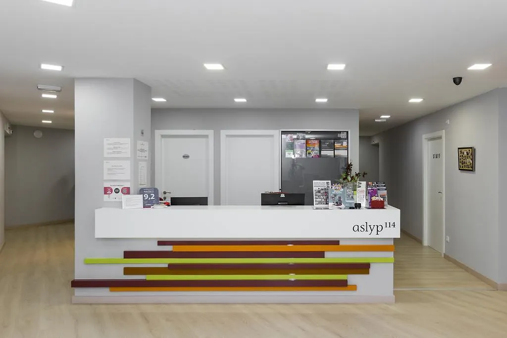 Hostal Aslyp 114 Barcellona 2*,
