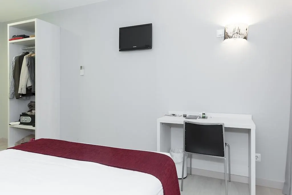 Hostal Aslyp 114 Barcelona 2*,  Spanyolország